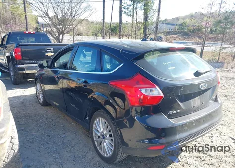 2012 Ford Focus Sel z USA, uszkodzony, nr VIN 1FAHP3M27CL219431